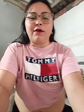 Dirty-Momm-Divorced-Hot's cam snapshot