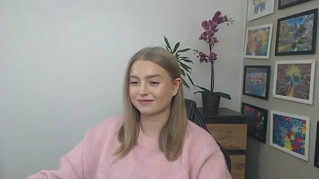 Mysteryerica's cam snapshot