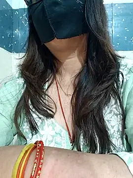 Aishwaryaa_69 live sex cam