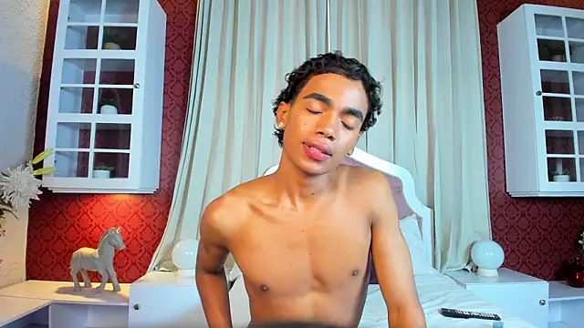 AlanCutee live sex cam