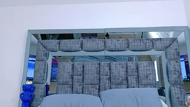 Samantha_Mont's cam snapshot