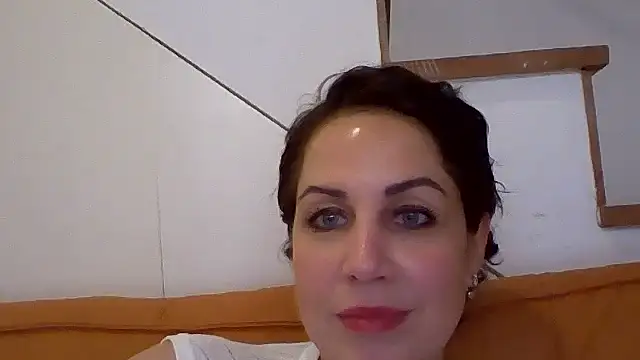 Rosinaya's cam snapshot