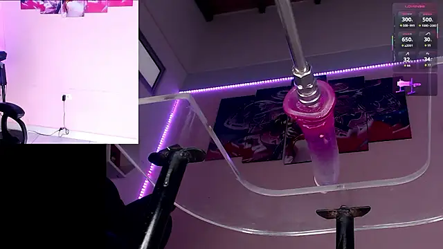 DanielaHang's cam snapshot