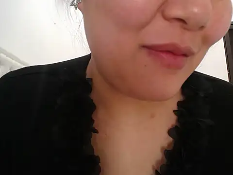 Thu_Hanoi_sweet_2026 live sex cam