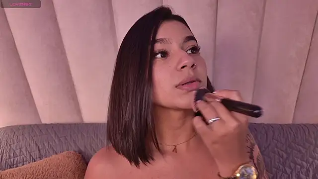 AlyssaRay's cam snapshot