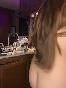 chellerayy's cam snapshot