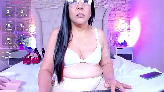 Gina_Myers live sex cam