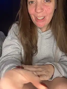 chellerayy's cam snapshot