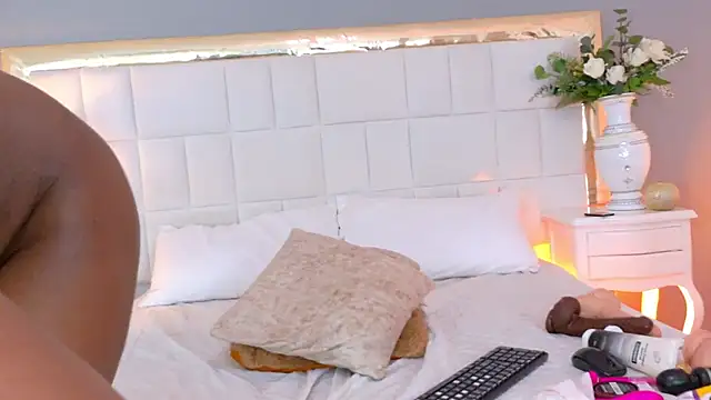 KaylieLondon's cam snapshot