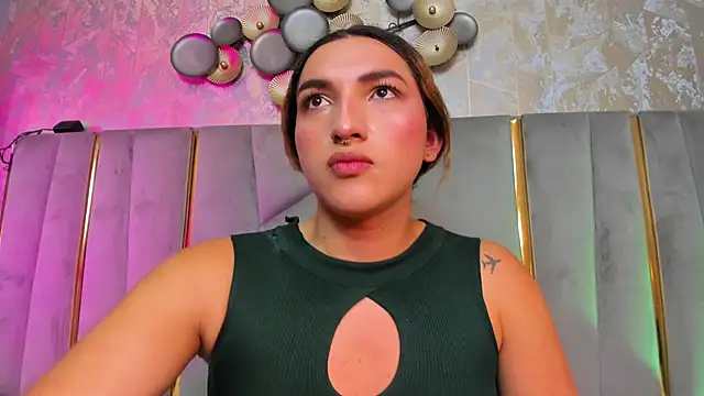 TomLondon_ live sex cam