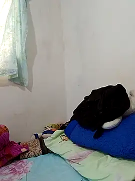 yaneth_'s cam snapshot