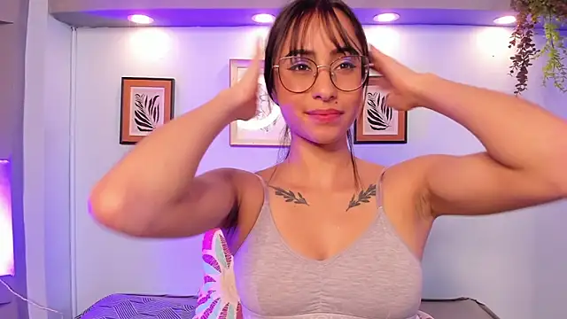 Alana_Martinez_'s cam snapshot