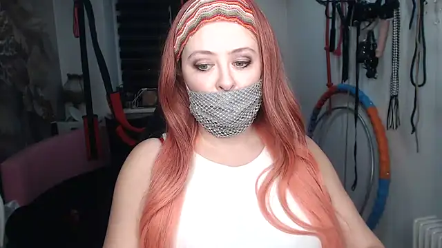 MISSwithDOLLS's cam snapshot