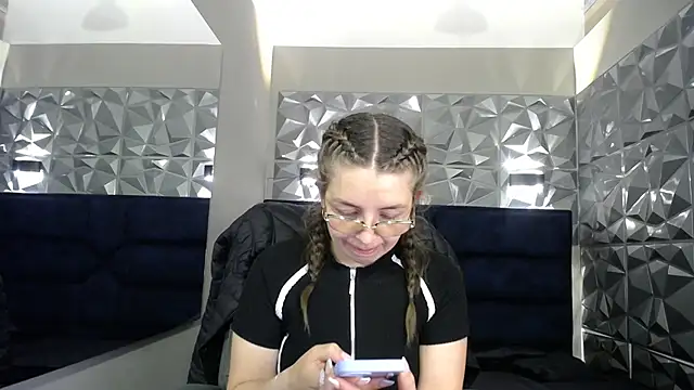 _isaabellaa's cam snapshot