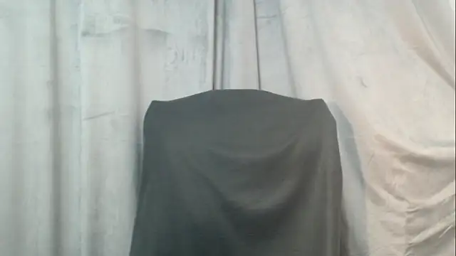 courtneyPerfect's cam snapshot