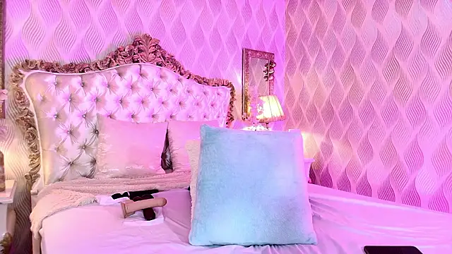 Bella_Smiith_'s cam snapshot