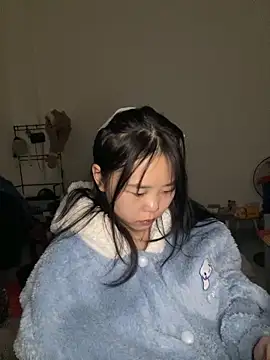 Emely-lysea's cam snapshot