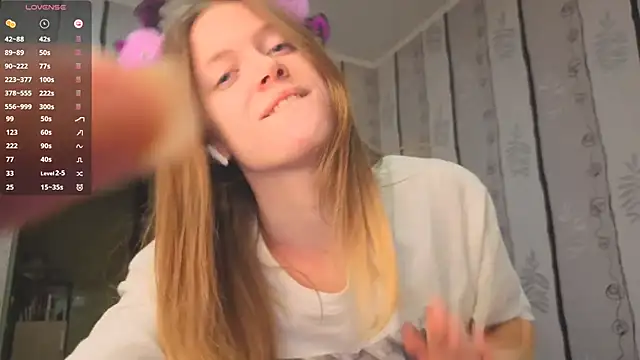 SueFerreyra's cam snapshot