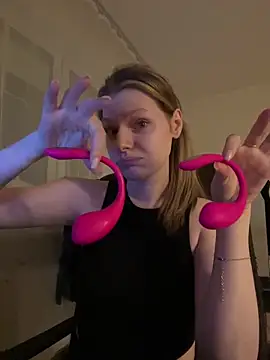 MaryHiggins's cam snapshot