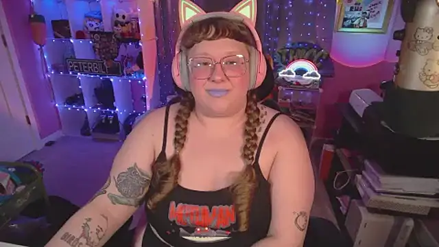 FatVeronica's cam snapshot