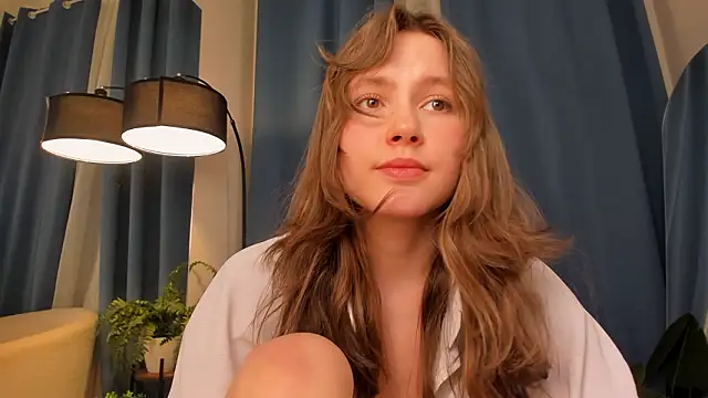 MaryannSoftt's cam snapshot