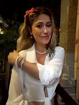 CelynaRoss's cam snapshot