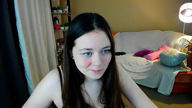 AlluringLookk's cam snapshot