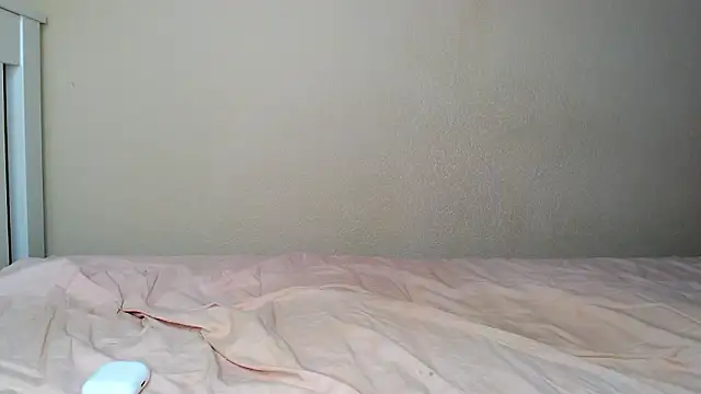 Just_alice's cam snapshot