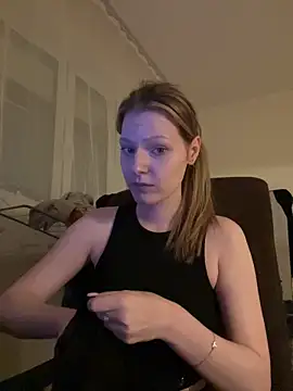 MaryHiggins's cam snapshot