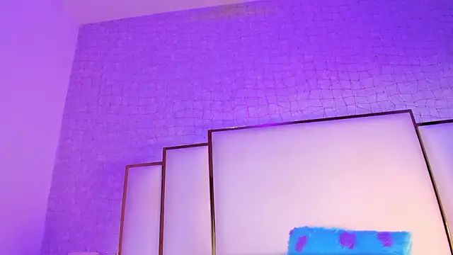 hillary_uckerman_'s cam snapshot