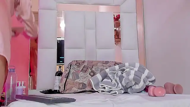 Cameron_naughty live sex cam