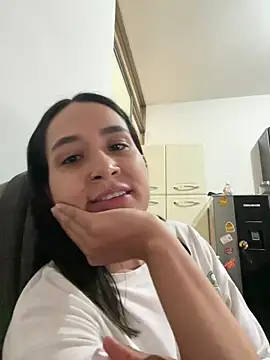 Val12777 live sex cam