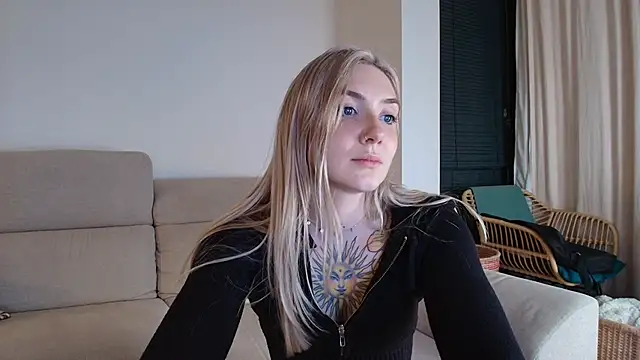 tattoobbgirl live sex cam