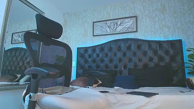 Lander_Cruz live sex cam