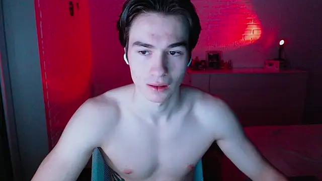 MarkusDean live sex cam