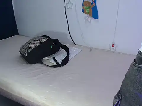 the_skinny_one live sex cam