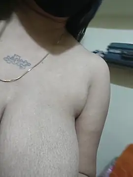 Neha8923 live sex cam