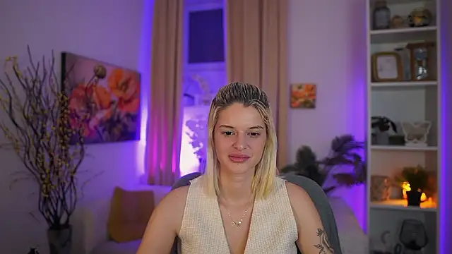 _Kitty_Cute_'s cam snapshot