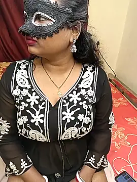 Love-Birds2's cam snapshot