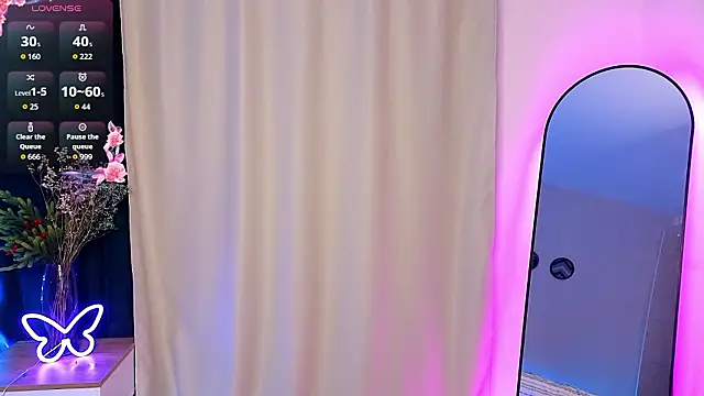 natur_ella's cam snapshot