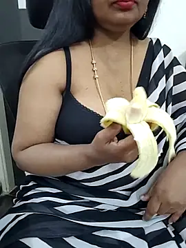 Deepthi_Mysore live sex cam