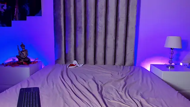 Rachel-Greyy's cam snapshot