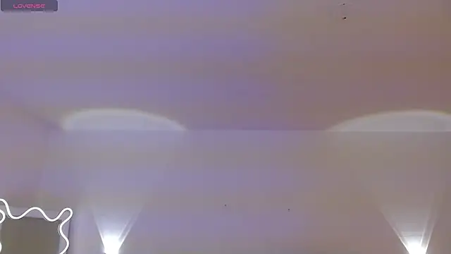 TINY_TAY's cam snapshot