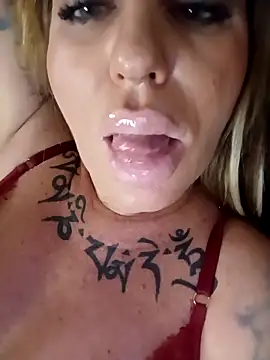 MiaMooly's cam snapshot