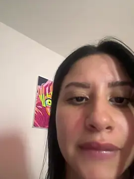 lucy_grey25's cam snapshot