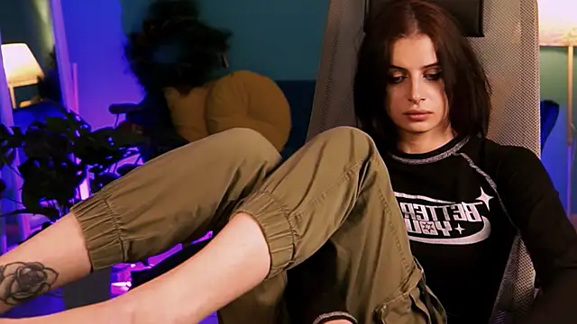 JadeCastle_'s cam snapshot