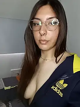 Nikolth_4 live sex cam