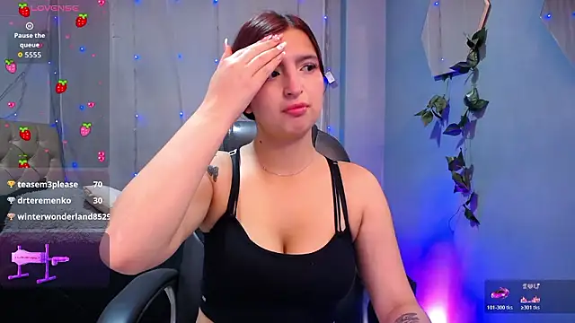 Helengolden_'s cam snapshot