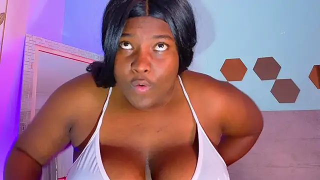 DanielaGil7's cam snapshot