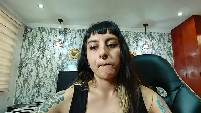 Naughty_Kittenm's cam snapshot